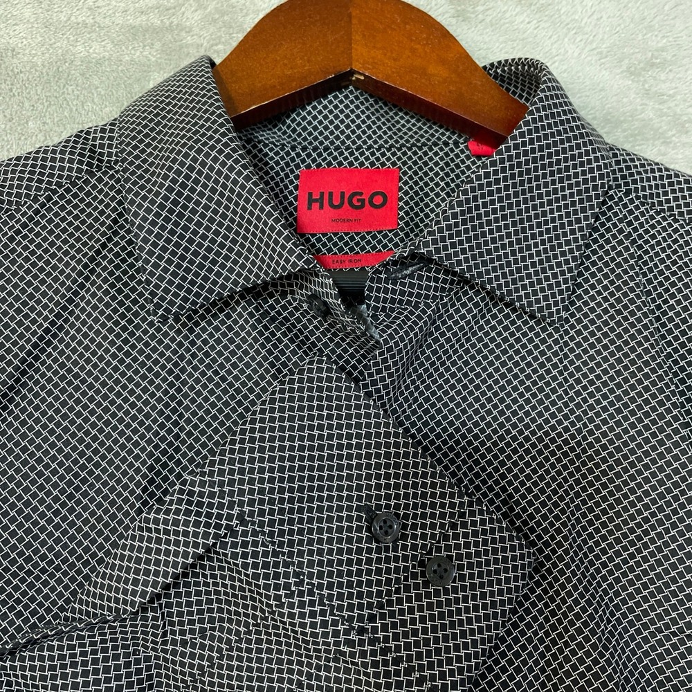 NWT HUGO Men's 17 Black Pattern Valerio Modern Fit Button Down Shirt Cotton